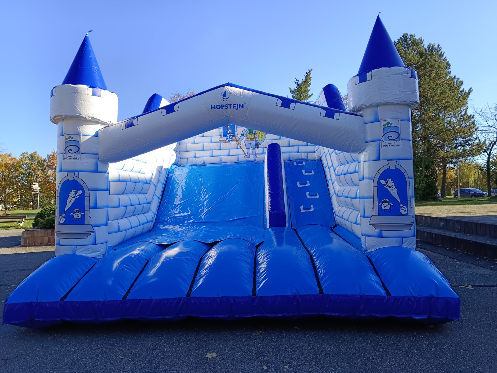 thumbnail_Skluzavka FOTO.jpg